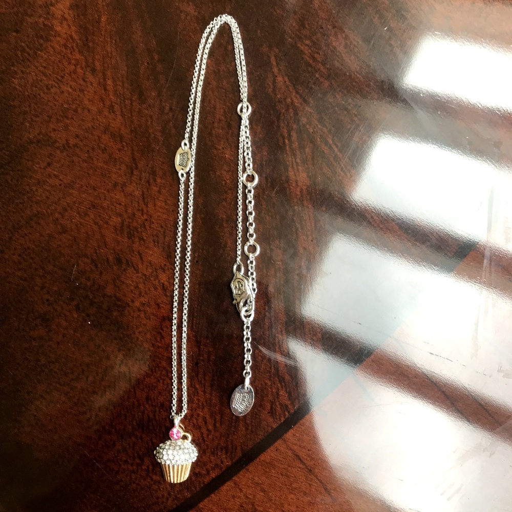 Juicy Couture silver-tone cupcake pendant necklace with pink crystal